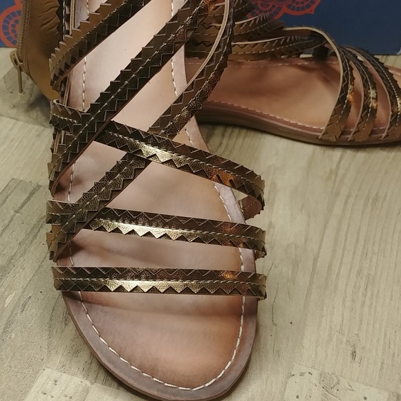 NIB Carlos by Carlos Santana Bronze Gladiator Sandals 8 - Picture 9 of 12